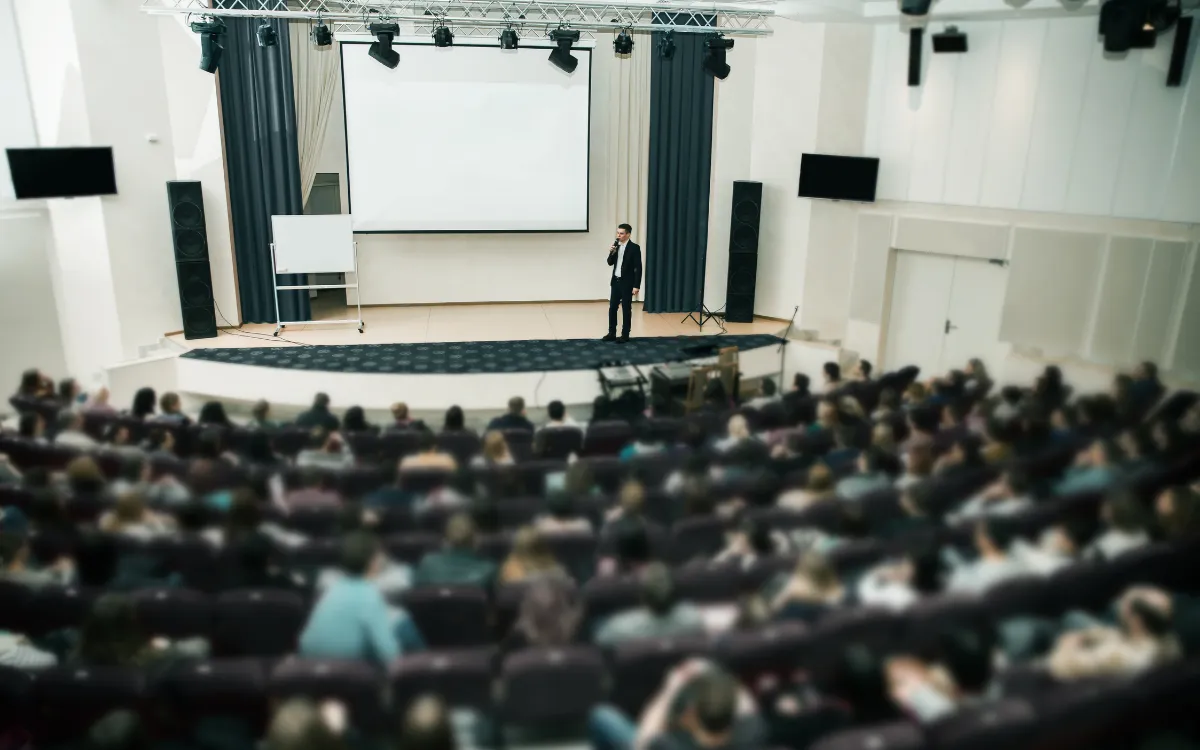 Webinar: Upskilling Workforces With Microlearning - Gnowbe